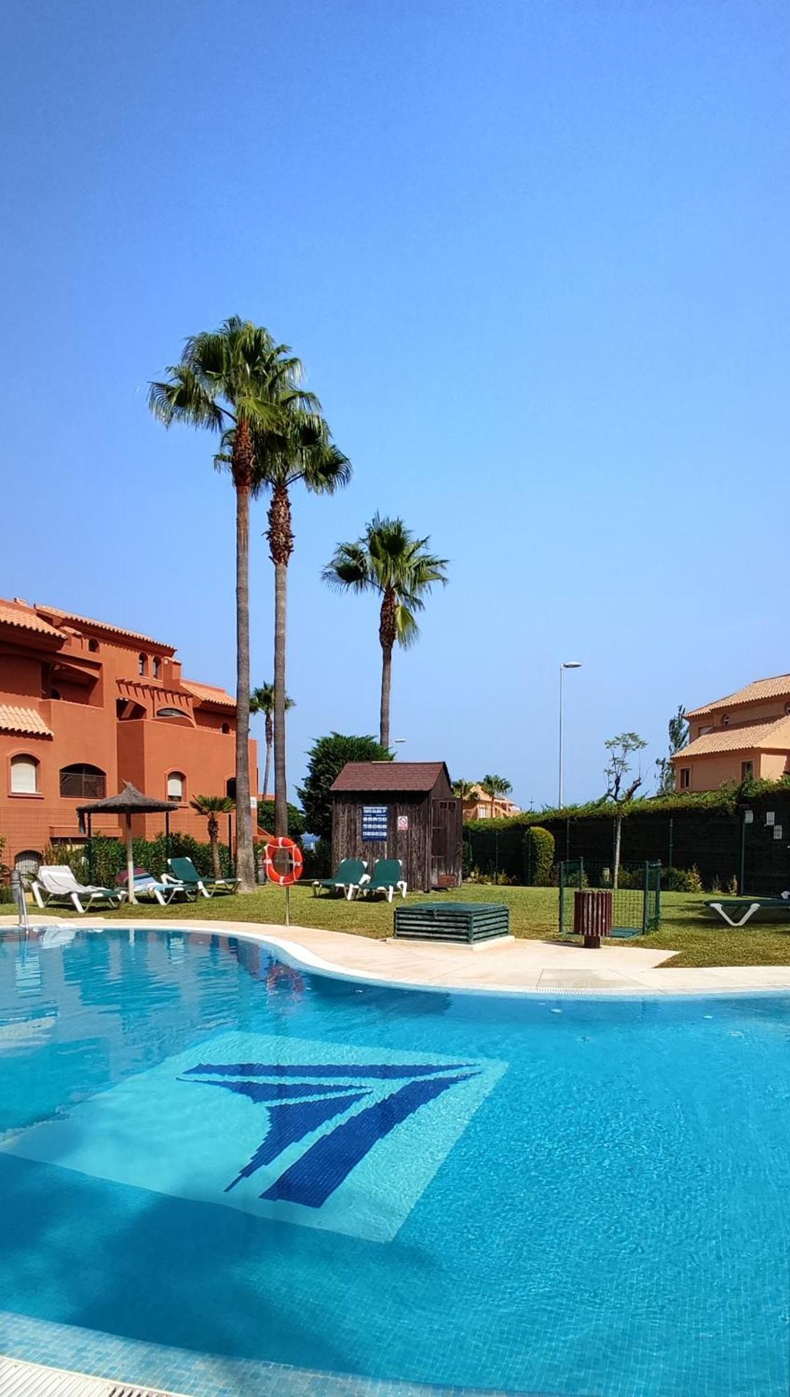 Appartamento Duplex Penthouse In Estepona- Mountain And Sea Views *